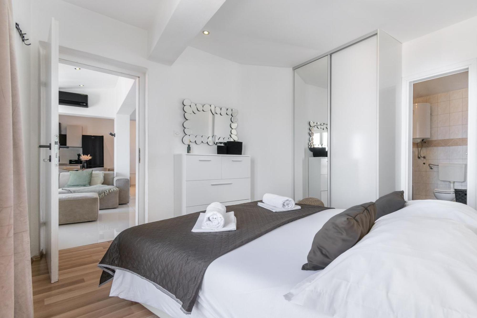 Apartment Makarska City Bagian luar foto